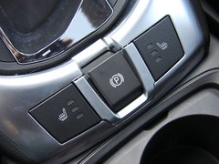 2011款 2.4L 自动 四驱豪华版 5座