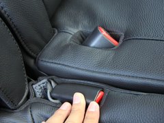 2011款 2.4L 自动 四驱豪华版 5座