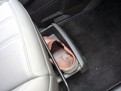 2011款 2.4L 自动 四驱豪华版 5座