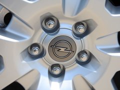 2011款 2.4L 自动 四驱豪华版 5座
