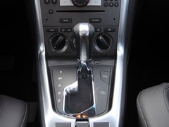 2011款 2.4L 自動(dòng) 四驅(qū)豪華版 5座