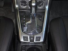 2011款 2.4L 自动 四驱豪华版 5座