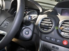 2011款 2.4L 自动 四驱豪华版 5座