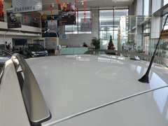 2011款 2.4L 自动 四驱豪华版 5座