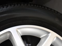 2011款 2.4L 自动 四驱豪华版 5座