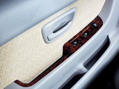 2011款 S460 1.3 手动 豪华型