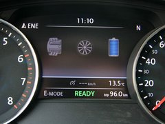 2011款 V6 TSI 混动豪华版 5座