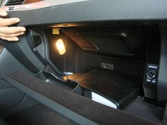 2011款 V6 TSI 混动豪华版 5座