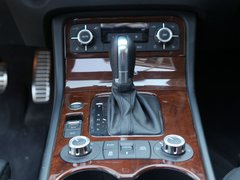 2011款 V6 TSI 混动豪华版 5座