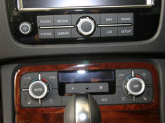 2011款 V6 TSI 混动豪华版 5座