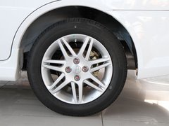 2011款 1.5 手动 风采版