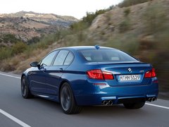 2012款 4.4T DCT 
