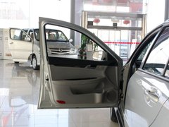 2011款 2.0 手动 豪华型