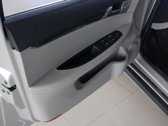 2011款 2.0 手动 豪华型