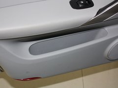 2011款 2.0 手动 豪华型