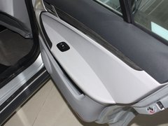 2011款 2.0 手动 豪华型