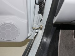 2011款 2.0 手动 豪华型