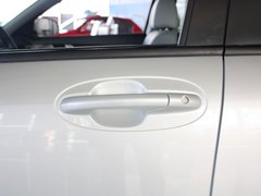 2011款 2.0 手动 豪华型