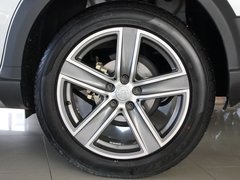 2011款 2.0 手动 豪华型