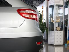 2011款 2.0 手动 豪华型