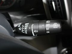 2011款 2.0 手动 豪华型