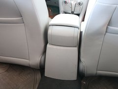 2011款 2.0 手动 豪华型