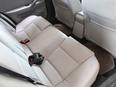 2011款 2.0 手动 豪华型