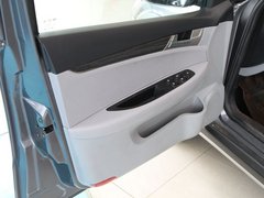 2011款 2.0 手动 豪华型