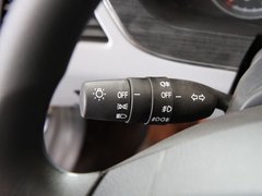 2011款 2.0 手动 豪华型