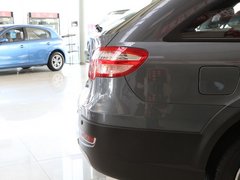 2011款 2.0 手动 豪华型