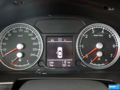 2011款 2.0 手动 豪华型