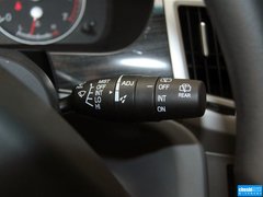 2011款 2.0 手动 豪华型