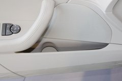 2011款 3.0L 自动 博鳌论坛特别版