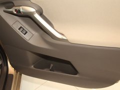 2011款 1.8L CVT 豪华版 5座