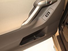 2011款 1.8L CVT 豪华版 5座