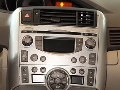 2011款 1.8L CVT 豪华版 5座