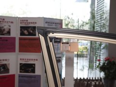 2011款 1.8L CVT 豪华版 5座