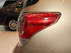 2011款 1.8L CVT 豪华版 5座