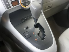 2011款 1.8L CVT 豪华多功能版 7座