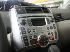 2011款 1.8L CVT 豪华多功能版 7座