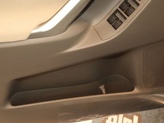 2011款 1.8L CVT 豪华多功能版 7座