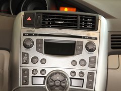 2011款 1.8L CVT 豪华多功能版 7座