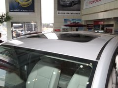 逸致 2011款 1.8L CVT 豪华多功能版 7座