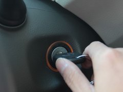 2011款 1.8L CVT 豪华多功能版 7座
