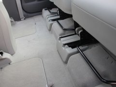 2011款 1.8L CVT 豪华多功能版 7座