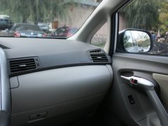 2011款 1.8L CVT 豪华多功能版 7座