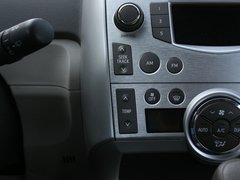 2011款 1.8L CVT 豪华多功能版 7座