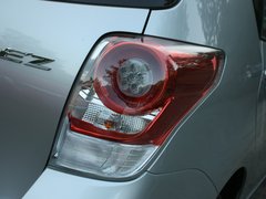 2011款 1.8L CVT 豪华多功能版 7座