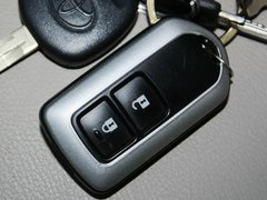 2011款 1.8L CVT 豪华多功能版 7座