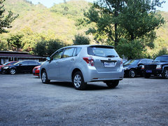 2011款 1.8L CVT 豪华多功能版 7座